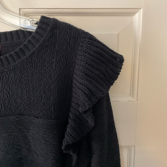 Anthropologie Pilcro Ruffle Shoulder Sweater Black Pullover Size M - Picture 4 of 9